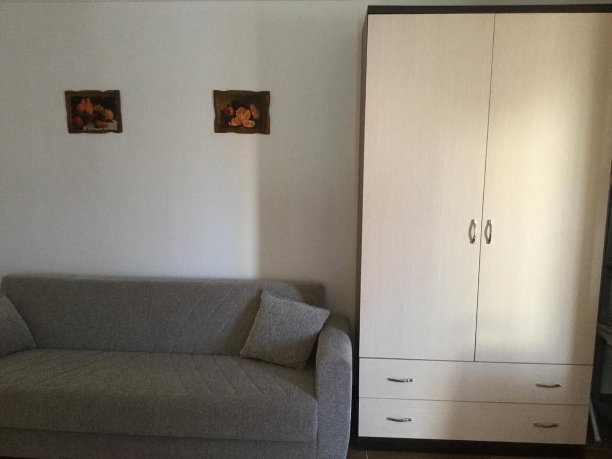 Kk Fafa Apartments Golem  Dış mekan fotoğraf