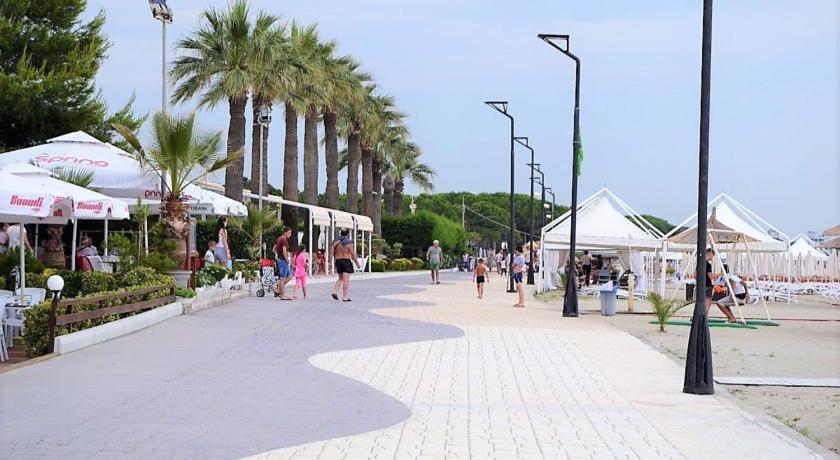 Kk Fafa Apartments Golem  Dış mekan fotoğraf