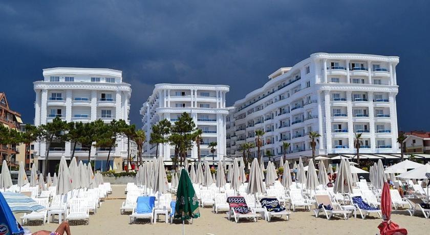 Kk Fafa Apartments Golem  Dış mekan fotoğraf